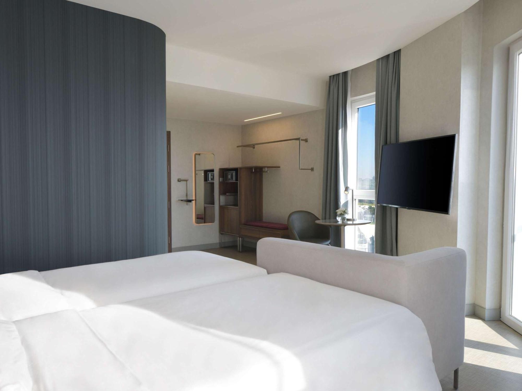 Novotel Lubumbashi Buitenkant foto
